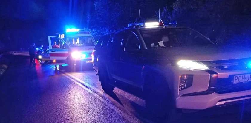 Nocna tragedia na drodze. Nie żyje nastolatek. Zaskakujące informacje o kierowcy