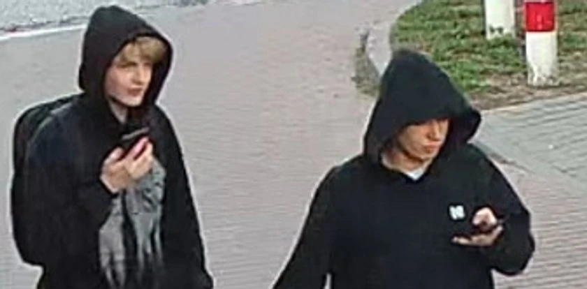 Dwóch młodych chłopaków zrobiło straszną podłość. Teraz ich twarze zobaczy cała Polska