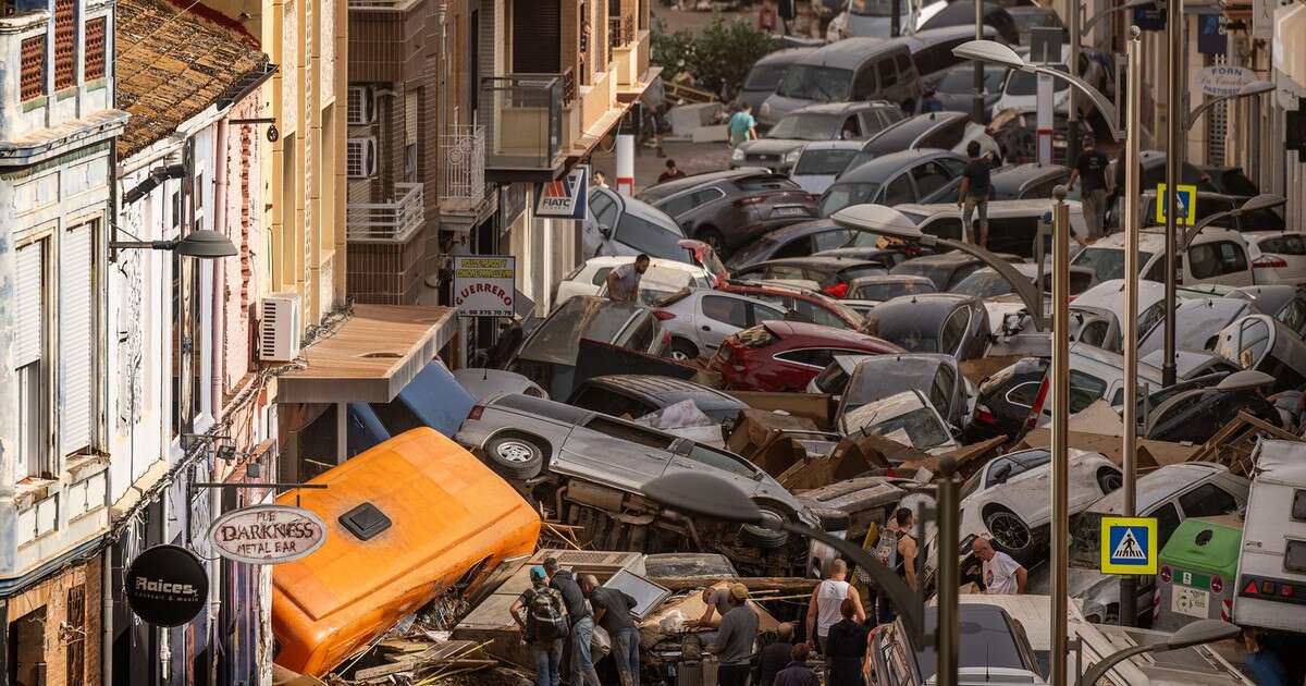 Zginęło co najmniej 155 osób, według władz ofiar może być jeszcze więcej. Dlaczego powodzie w Hiszpanii były tak zabójcze?