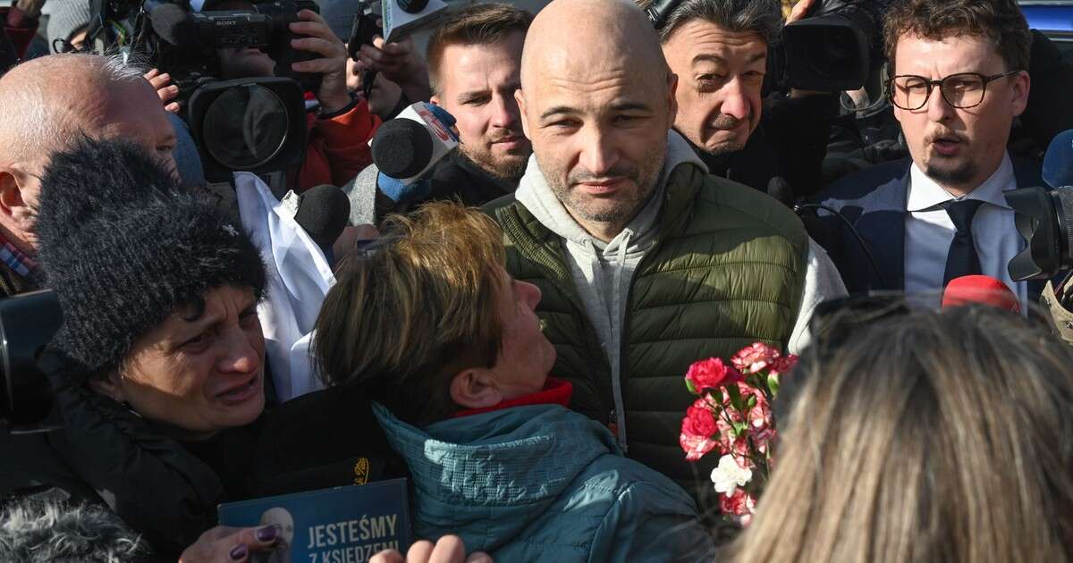 Milionowe wydatki księdza Olszewskiego. Politycy nie gryzą się w język. 