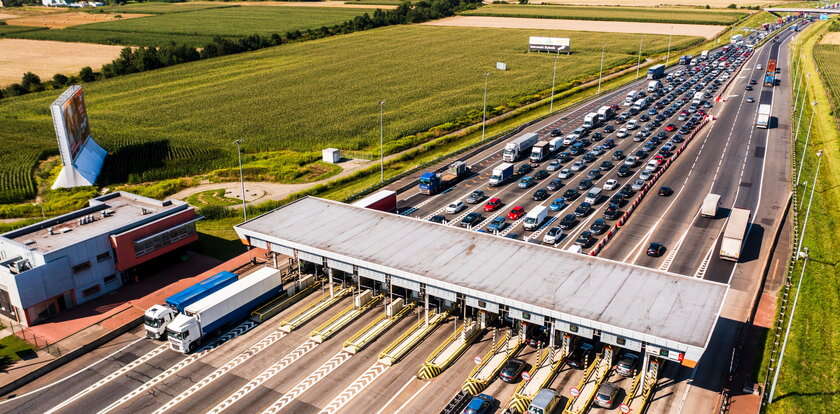 Wszystkie autostrady bez opłat? Tyle zostanie w kieszeniach kierowców