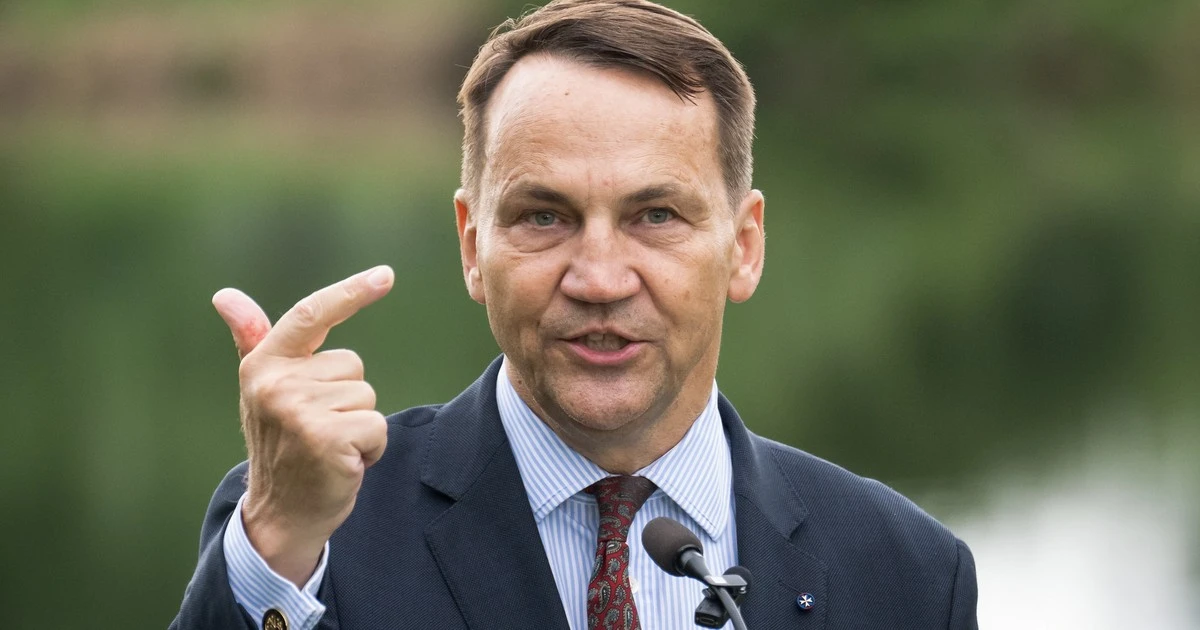 Radosław Sikorski stanął w obronie żony po ataku Jarosława Kaczyńskiego. 