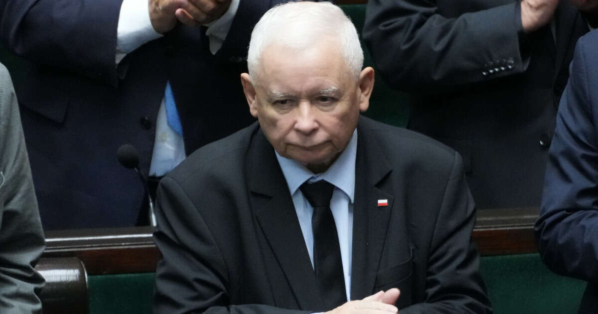 Jarosław Kaczyński jest zdziwiony. Rozważa zaskakujące decyzje. Specjalne wydanie 