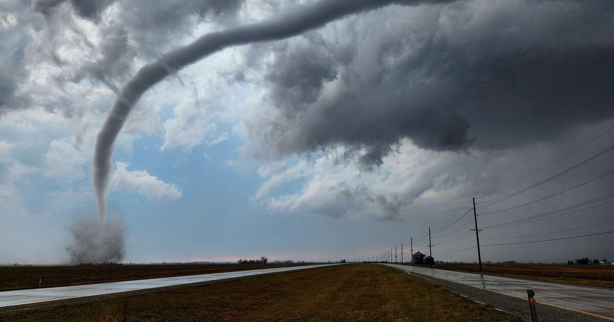 Tornada sparaliżowały USA. Uszkodzone domy i tysiące opóźnionych lotów