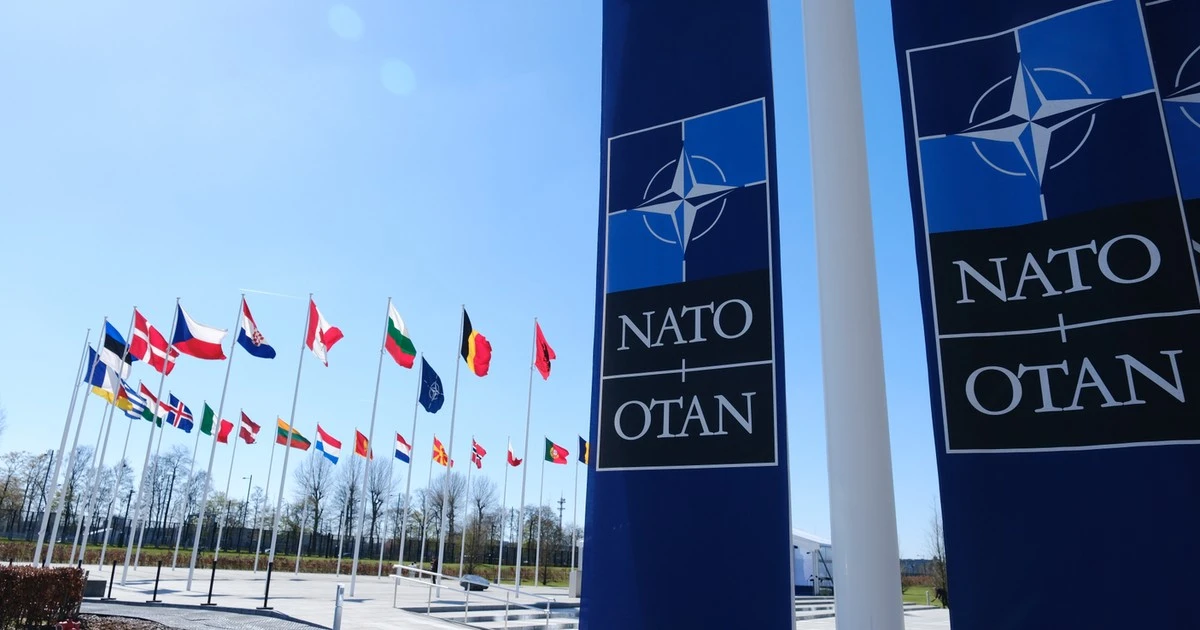 Afera za aferą w NATO. Śledztwo w sprawie korupcji zatacza coraz szersze kręgi. Rosja tylko na to czekała