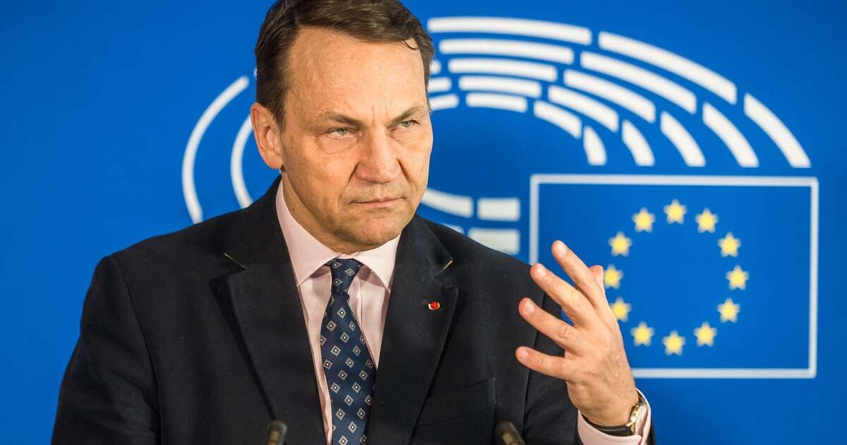 Kłótnia o Starlinki. Radosław Sikorski popełnił błąd? 