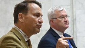 Sikorski: Nie jesteśmy w stanie wojny z Rosją. Ale prawdą jest, że Ukraińcy poprosili nas o pomoc w zestrzeliwaniu dronów i rakiet
