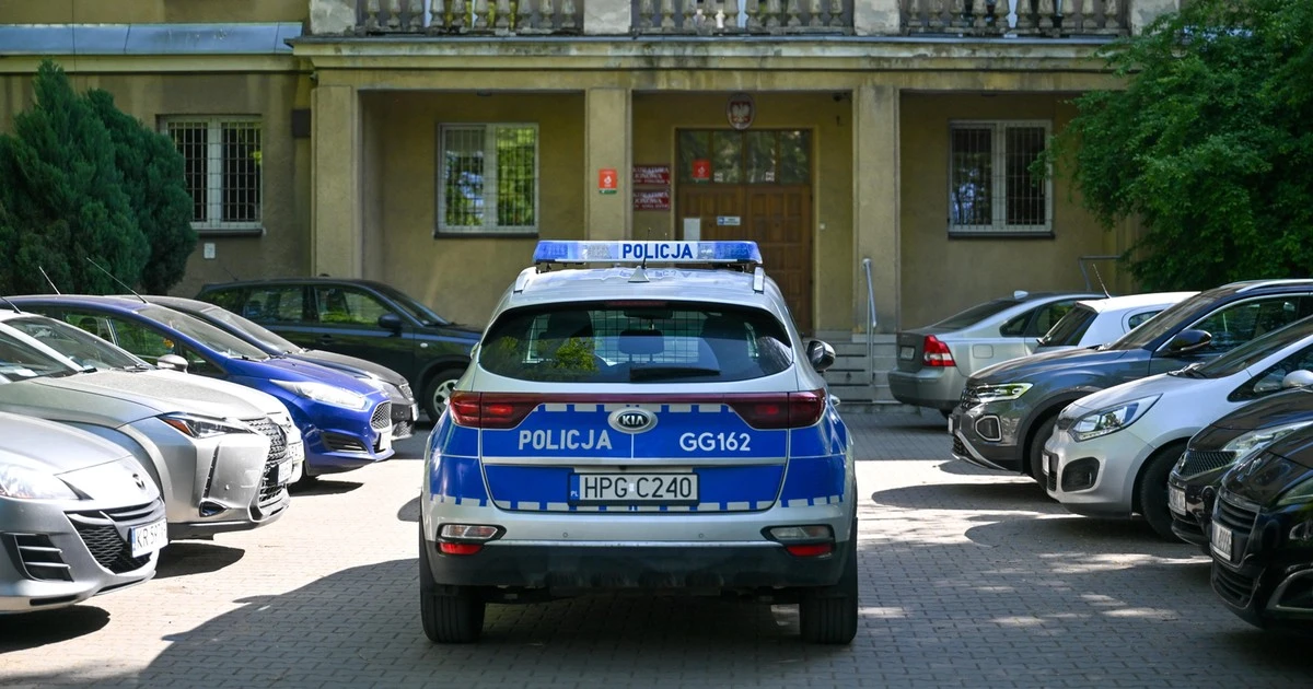 Policja zatrzymała 21-latka. Próbował zgwałcić nieletnią dziewczynkę