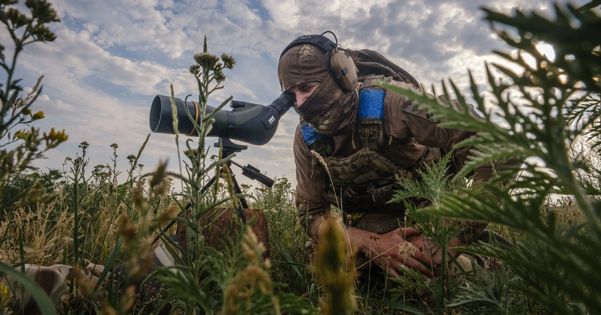 Gorąco na froncie. Rosjanie w zapamiętaniu atakują ukraińskie pozycje. 