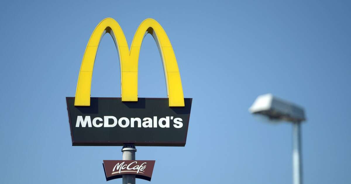 Kilkuset pracowników McDonald's pozywa firmę. Chodzi o nękanie i dyskryminację