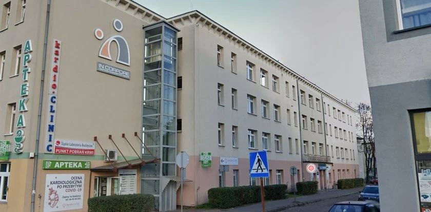 Horror w Dąbrowie Górniczej. Winda z mężczyzną spadła z trzeciego piętra