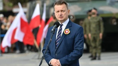 Mariusz Błaszczak na kwarantannie. Miał kontakt z osobą zakażoną