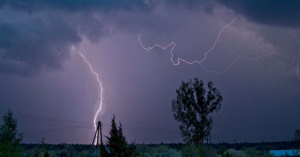 Ostrzeżenia dla kilku regionów. Możliwe burze, a nawet grad