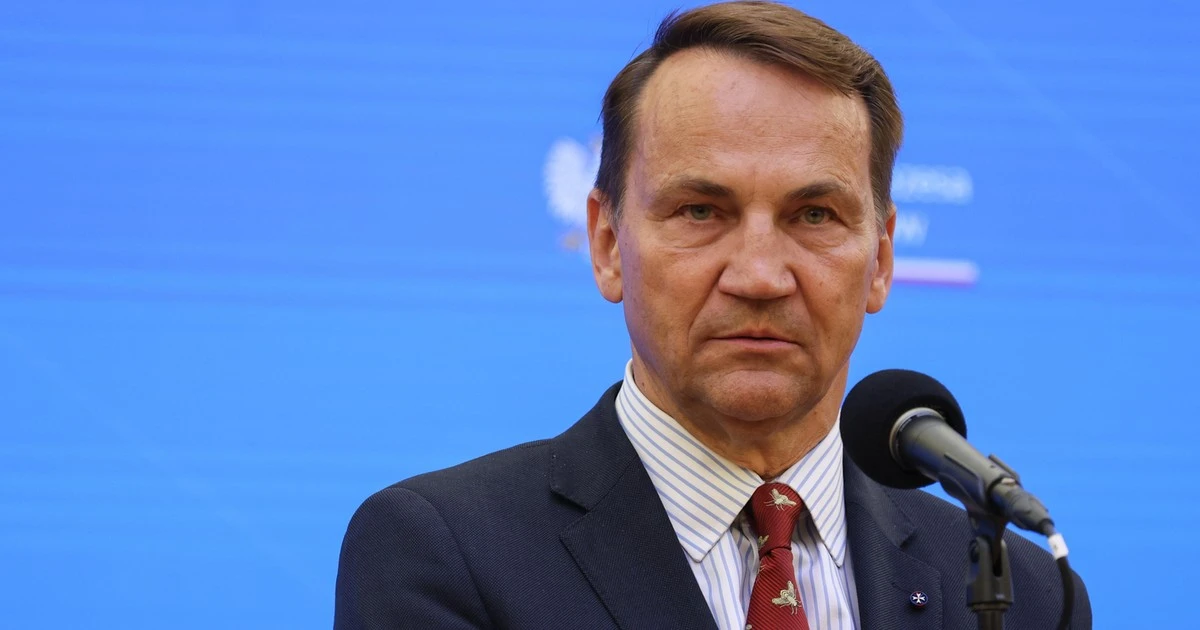 Radosław Sikorski odpowiada na słowa Marcina Mastalerka. 