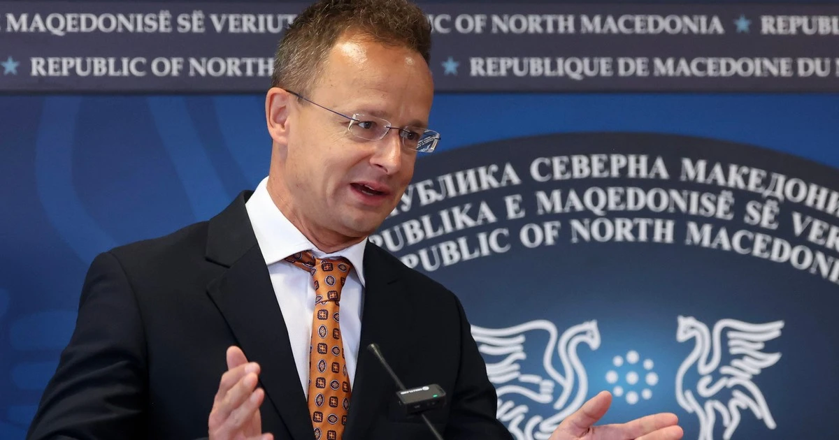 Szef węgierskiej dyplomacji oskarża 