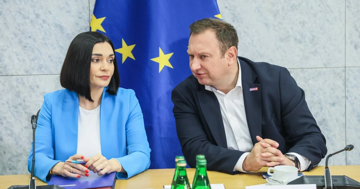 Były szef CBA znowu nie stawi się przed komisją? Trwają jego poszukiwania [RELACJA NA ŻYWO]