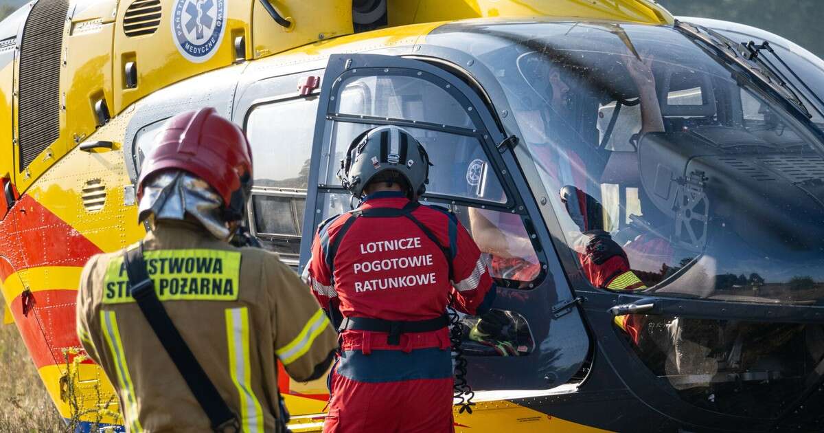 Nieletni podpalili mężczyznę w Kozienicach. Zabrał go śmigłowiec LPR