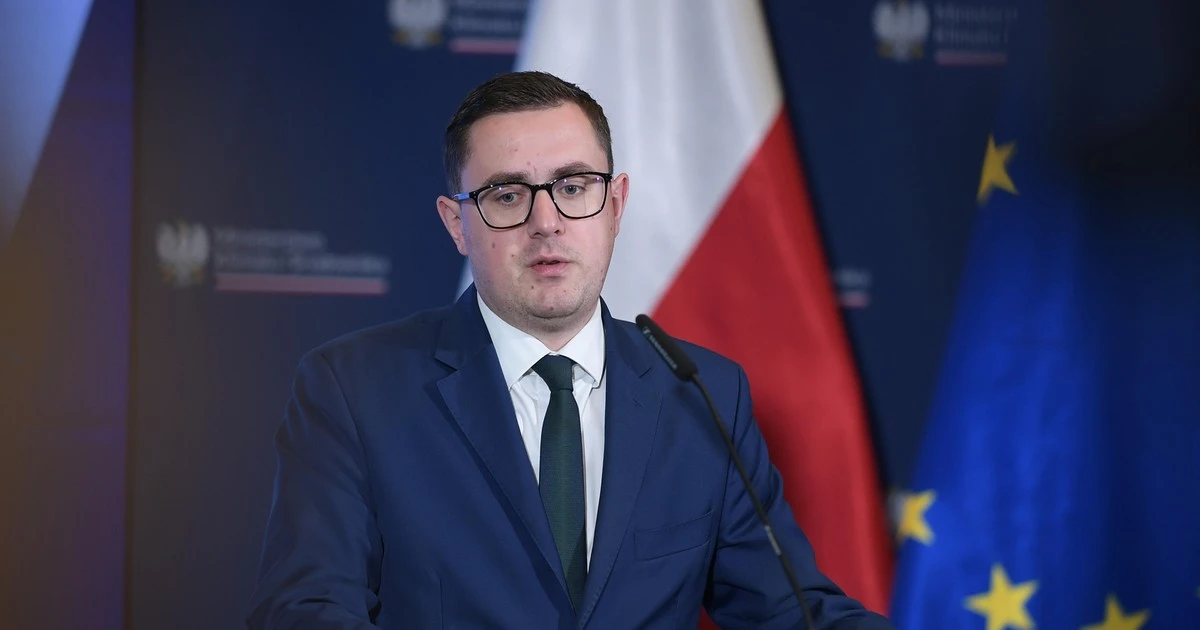 Minister uderza w decyzje Karola Nawrockiego. 