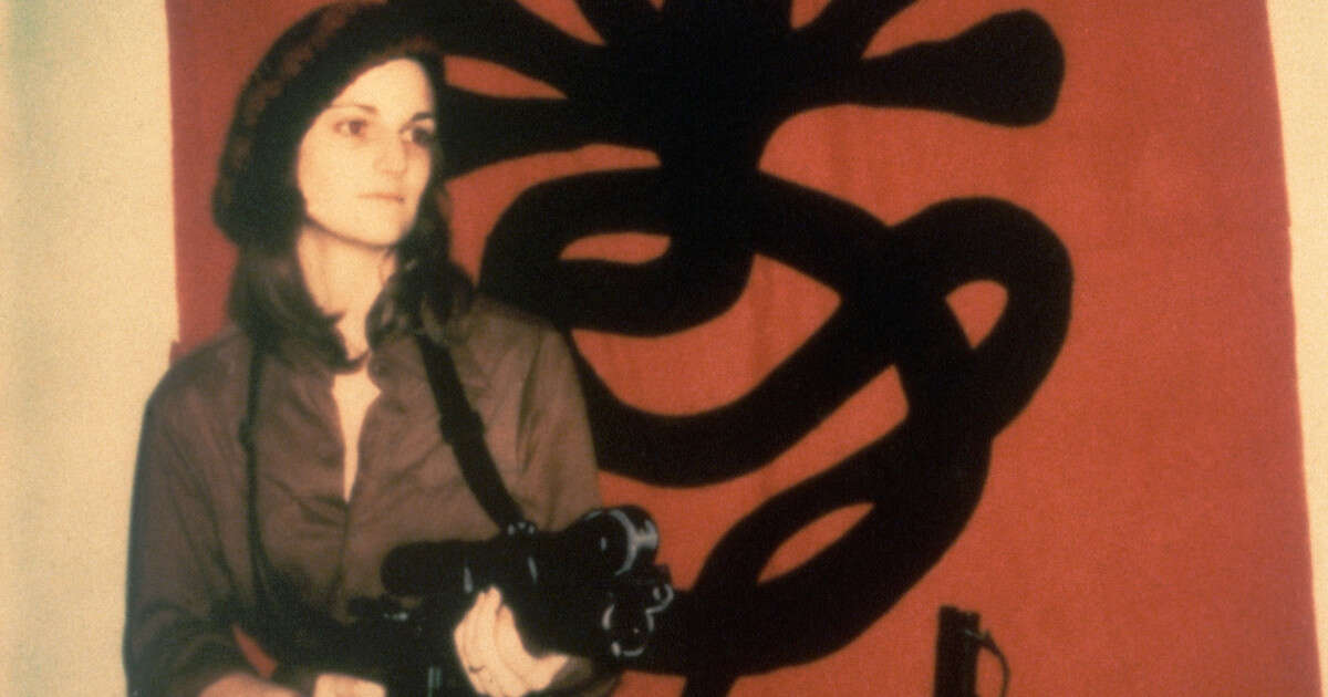 Patty Hearst została porwana. Potem napadła bank ze swoimi oprawcami