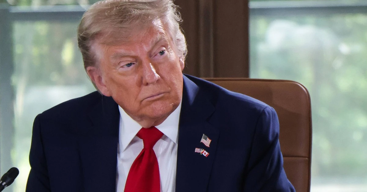 Donald Trump chce zmiany władzy w Iranie. 
