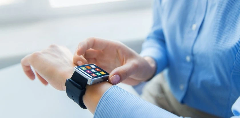Trzy smartwatche, które dają dostęp do analizy zapisu EKG