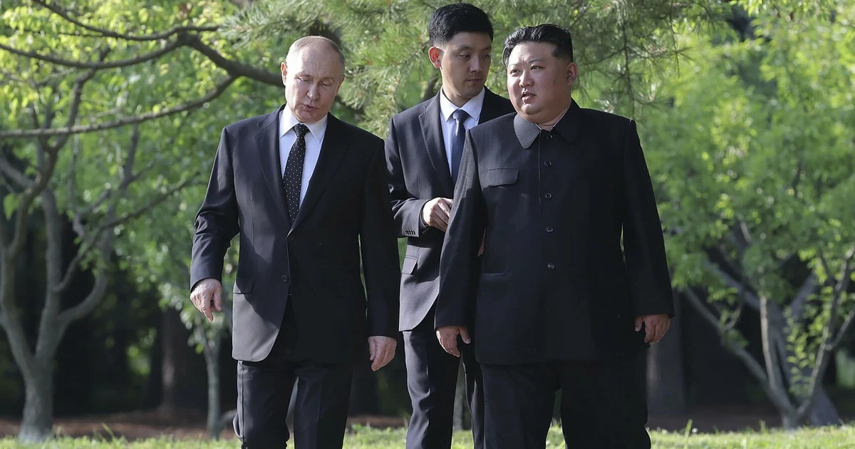 Przyjaźń Moskwy i Pjongjangu. Korea Północna może zacząć produkować drony Szahid dla Rosji