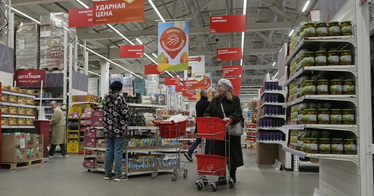 Rosjanie biednieją. Prawie połowa skarży się na pogorszenie sytuacji materialnej