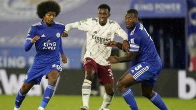Kuriozalne bramki, Arsenal gra dalej