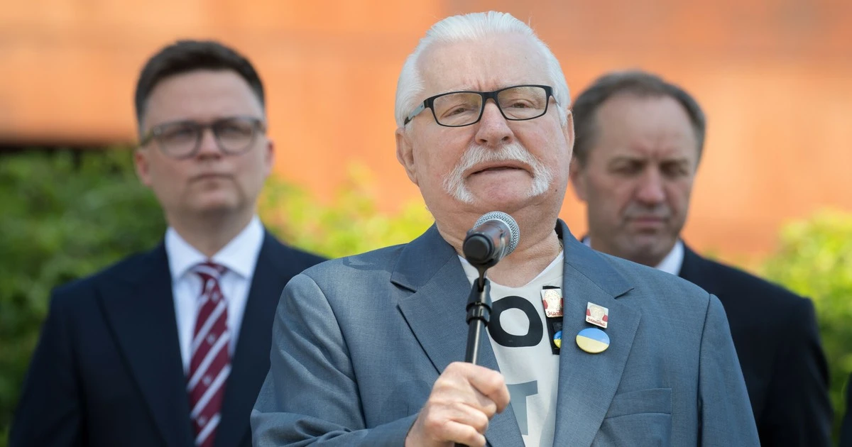 Lech Wałęsa otrzymał zaproszenie od Szymona Hołowni. 