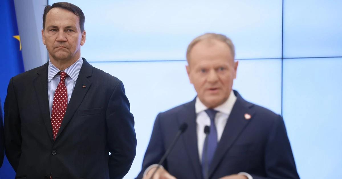 Awans Radosława Sikorskiego. Donald Tusk powołał go na nową funkcję