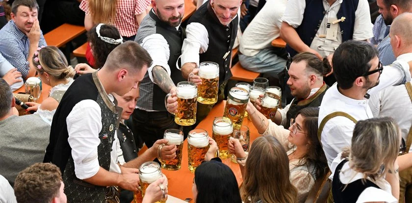 Tragedia na Oktoberfest w Niemczech. Życia kobiety nie udało się uratować