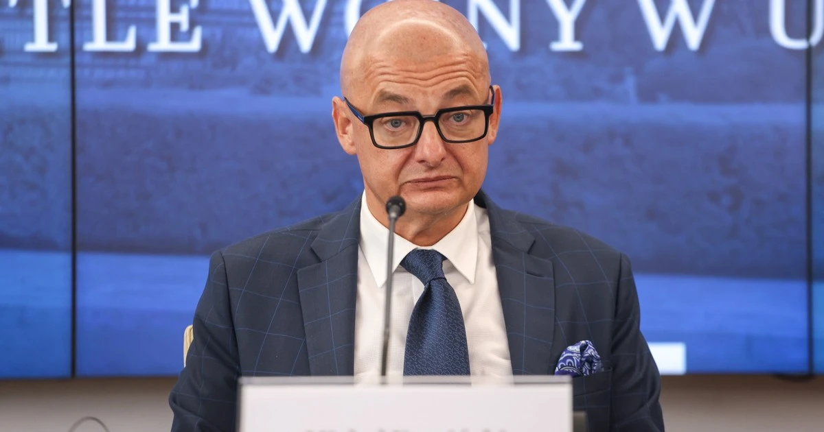 Nieoficjalnie: Michał Kamiński zachowa stanowisko. 