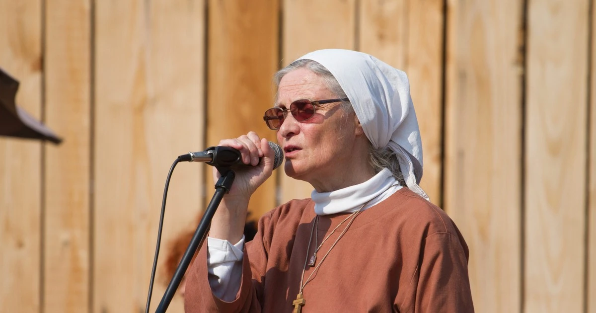 Siostra Chmielewska ostro o wecie Nawrockiego. 