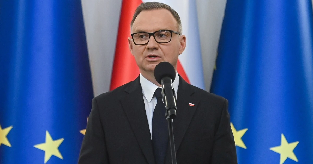 Andrzej Duda o sędziach. Nagle wspomniał o wieszaniu za zdradę