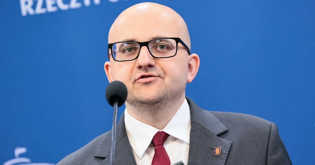 Dariusz Matecki nie złożył oświadczenia, bo przebywał w areszcie. Został ukarany
