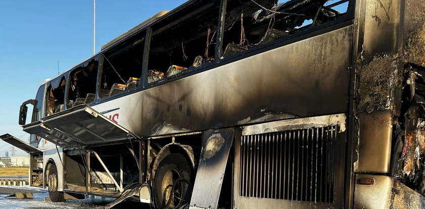 Autobus stanął w ogniu. Spłonął doszczętnie! W środku byli pasażerowie