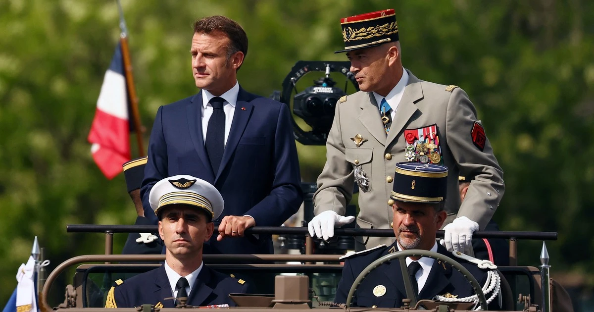 Francja zbroi się na potęgę. Emmanuel Macron: aby budzić strach, trzeba być silnym. Wskazuje na wrażliwe obszary