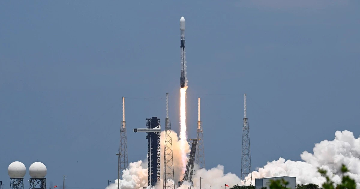 Coraz bliżej startu rakiety z Polakiem w kosmos. Ruszył kolejny etap