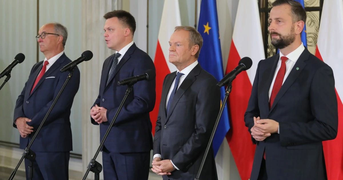Sondaż po politycznej burzy. Polacy niepewni co do przyszłości koalicji
