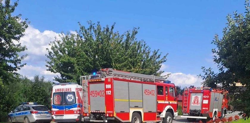 Trzylatek zginął pod kołami ciągnika, który prowadził ojciec. Tragedia w Nowych Szpakach