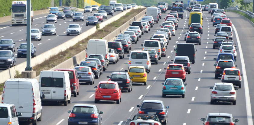 Nowa naklejka na auto. Za brak wysokie mandaty