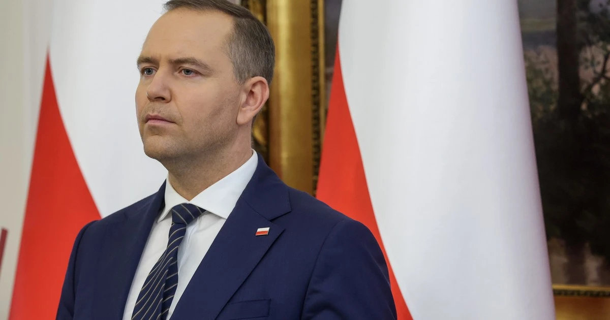 Atak Jarosława Kaczyńskiego na Sławomira Mentzena to nie przypadek. Ostrzeżenie dla prezydenta Nawrockiego
