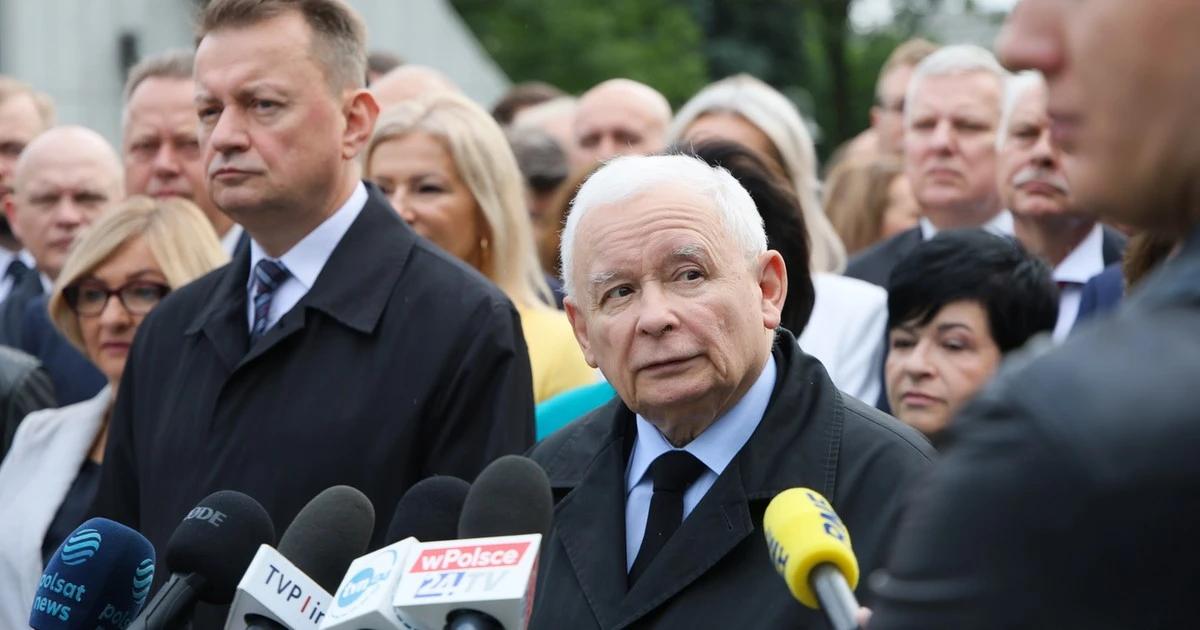 Jarosław Kaczyński odpowiedział na pytanie dziennikarza. Posłowie wybuchnęli śmiechem [WIDEO]