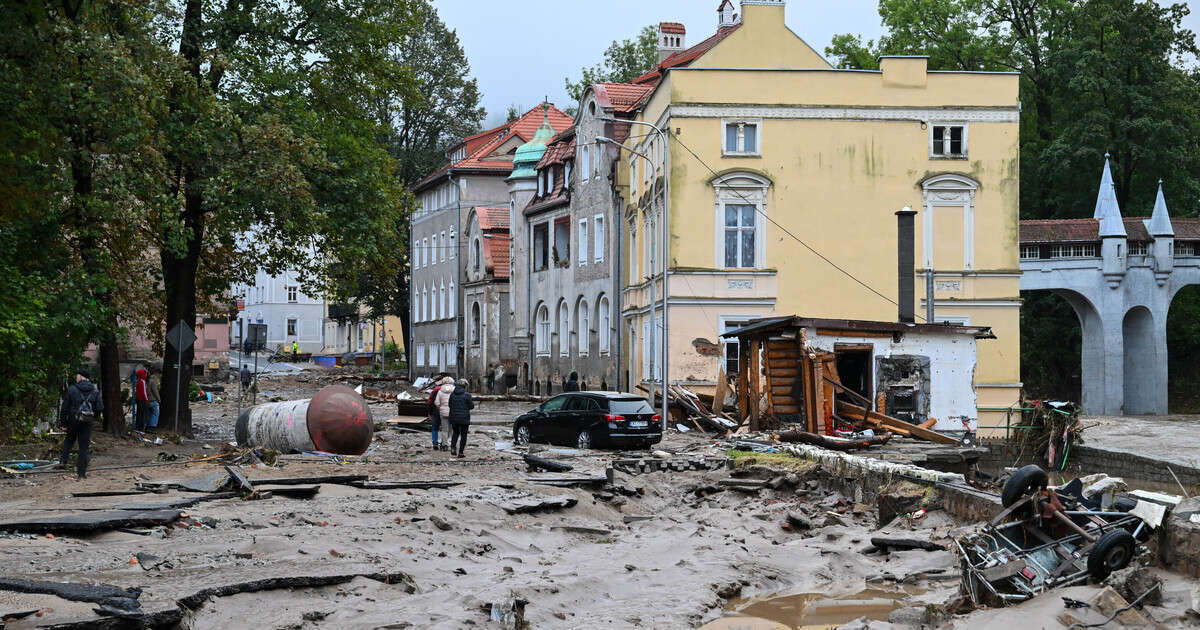 Mieszkańcy Głuchołaz otwierają domy dla powodzian. 