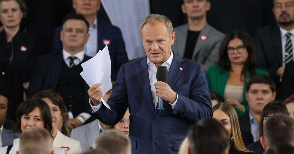 Donald Tusk wywołał burzę sprawą azylu. Koalicjanci odcinają się od pomysłu premiera