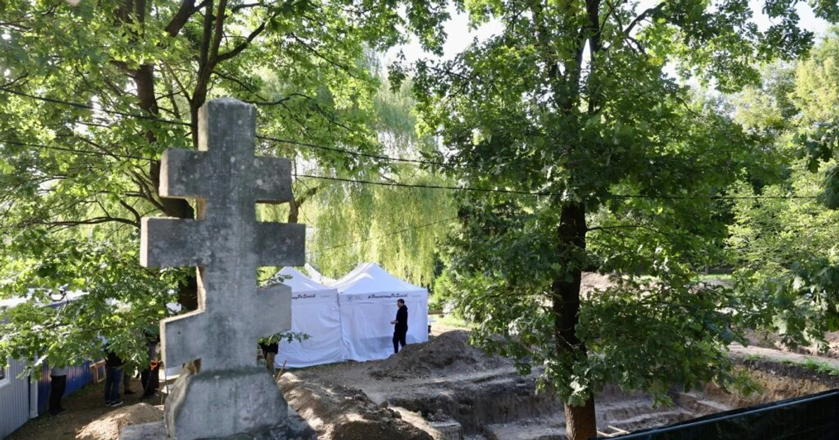 Koniec ekshumacji we Lwowie. Zostały znalezione szczątki kilkudziesięciu osób