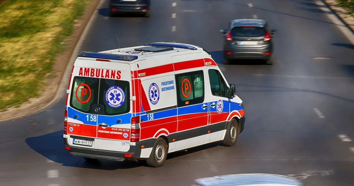 Groźny wypadek w Warszawie. Cztery osoby potrącone na przejściu dla pieszych