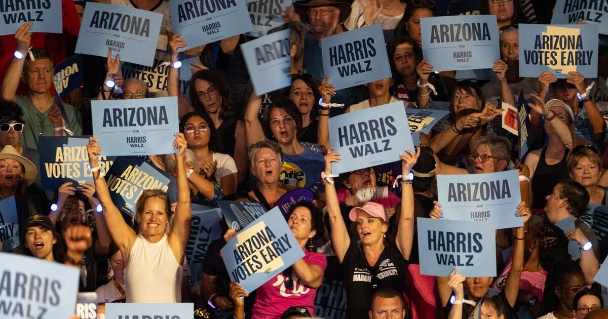 Kamala Harris minimalnie prowadzi w ogólnokrajowym sondażu