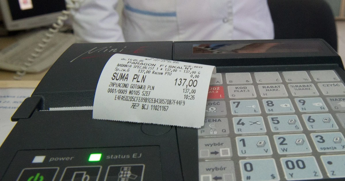 Czy kasjer w sklepie musi wydawać resztę? Prawo go do tego nie zobowiązuje