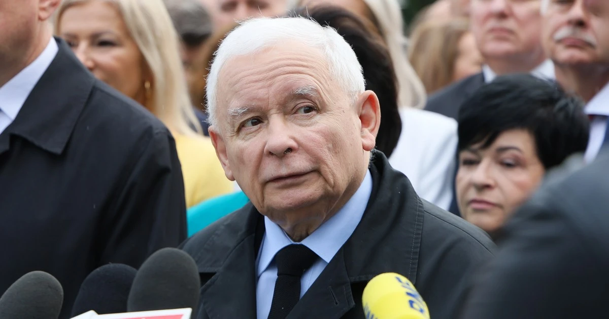 Jarosław Kaczyński tłumaczy się z nieobecności w Sejmie. 